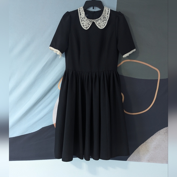 Femkit Dresses & Skirts - Femkit Berlin Black Floral Crochet Detail Babydoll Lined Short Sleeve Dress